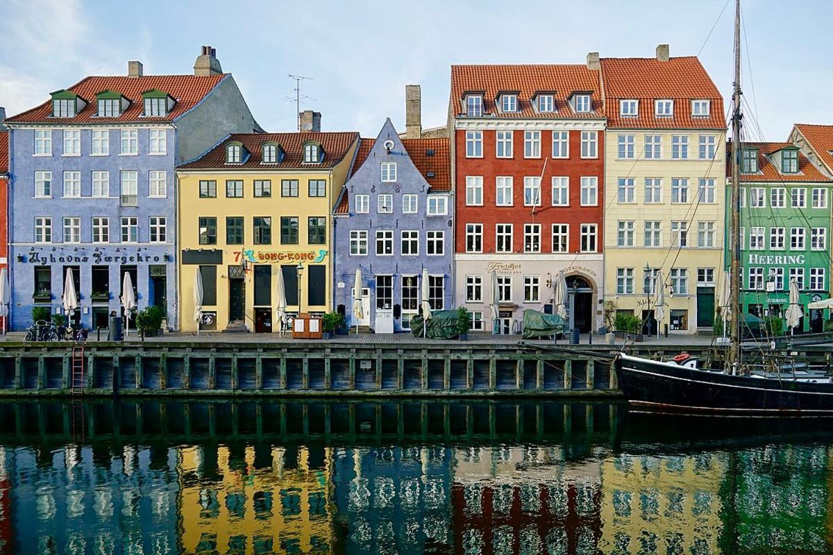 Moderen And Sleek 3Br With Bath By The Lakes And Metro Kopenhagen Bagian luar foto